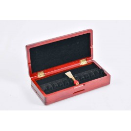 20-place red-brown reed box