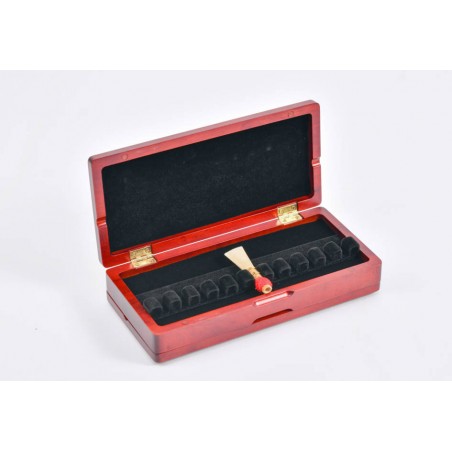 20-place red-brown reed box